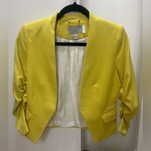 H&M lemon-lime cropped blazer with ruched elbow details - sz 4